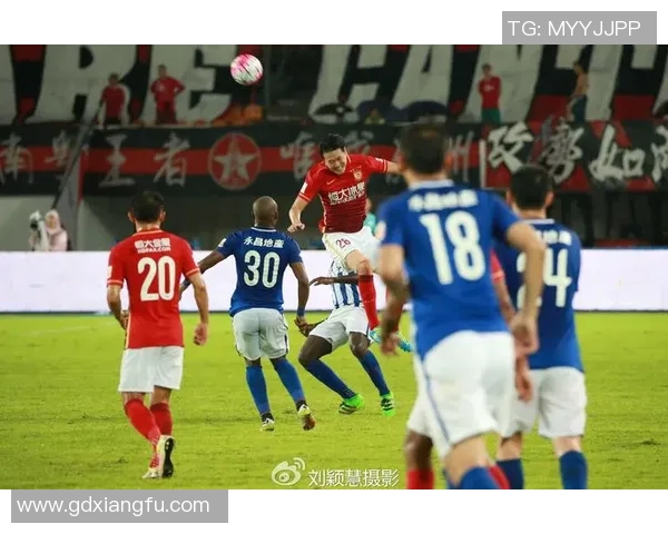 国安与广州恒大激战正酣直播盛况尽在眼前尽享精彩赛事时刻