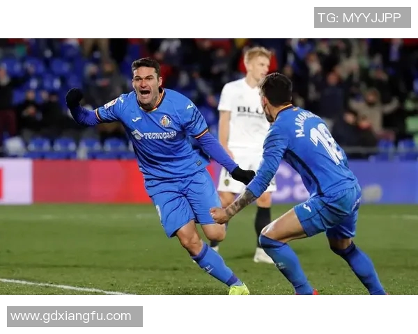 埃尔切与赫塔菲比赛因天气原因延迟进行的最新消息与分析