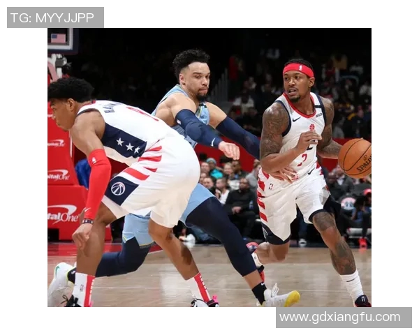 奇才与灰熊历史交锋战绩分析及两队发展历程回顾 奇才与灰熊历史交锋战绩分析及两队发展历程回顾