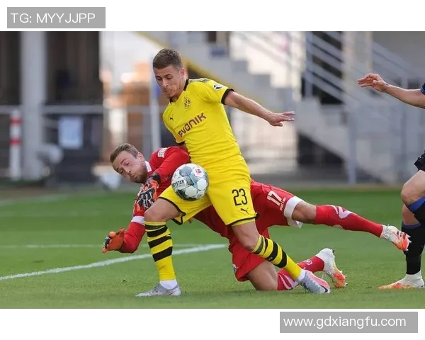 多德勒支与阿青年激战在即谁能在这场较量中脱颖而出