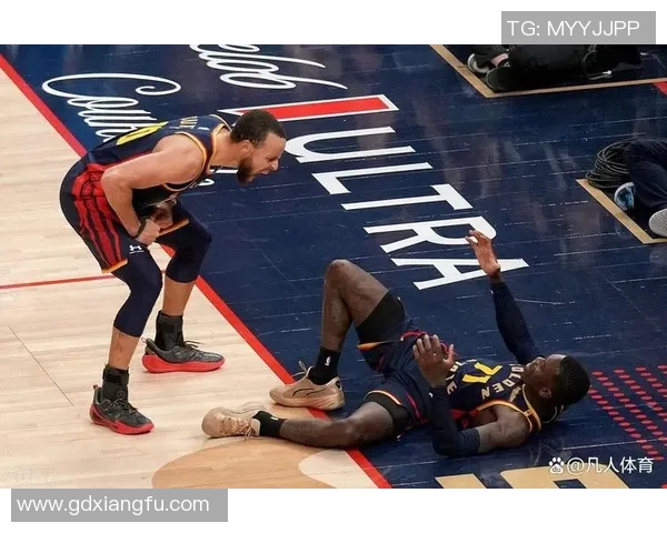 快船与雷霆激战G4争夺季后赛关键胜利的精彩对决