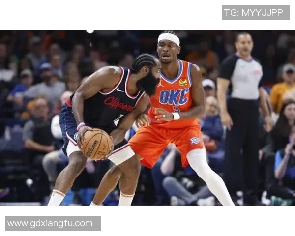 快船与掘金激战正酣大分小分之争引发球迷热议