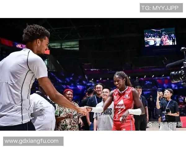 文班亚马法国队首战狂砍27分击败意大利吸引NBA球探热切关注 文班亚马法国队首战狂砍27分击败意大利吸引NBA球探热切关注