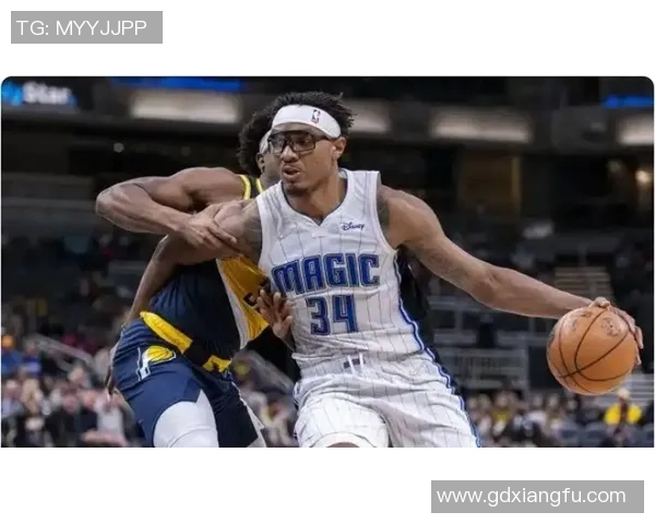 篮网与魔术对决球员表现数据分析与比较